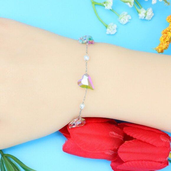 Chic & Stylish Bracelet – A Thoughtful Gift for Women and Girls, DYC1497 - Picture 1 of 7